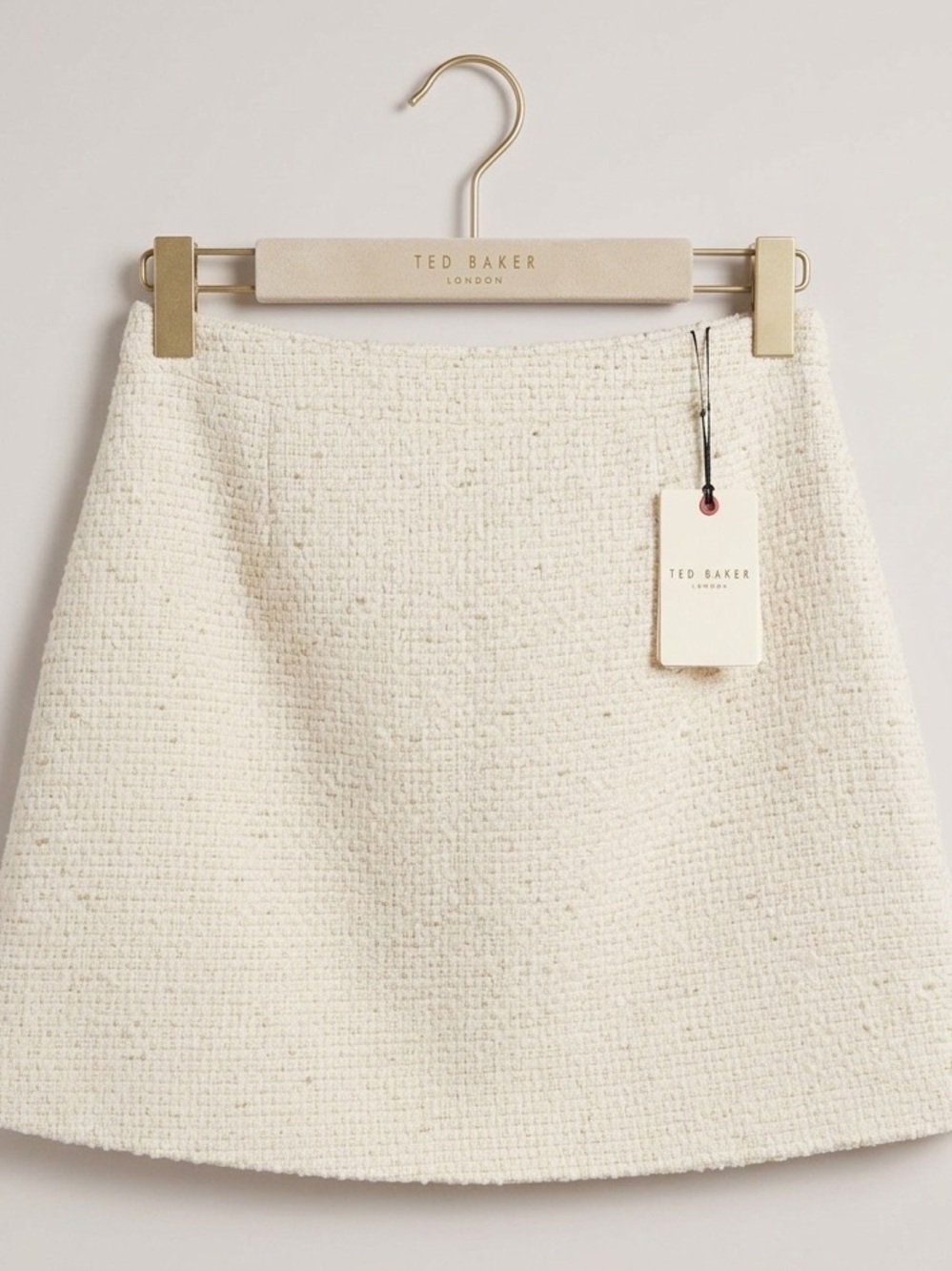 NWT Ted Baker London Ivory & Gold Metallic Tweed Mini Size 4 - Picture 3 of 6